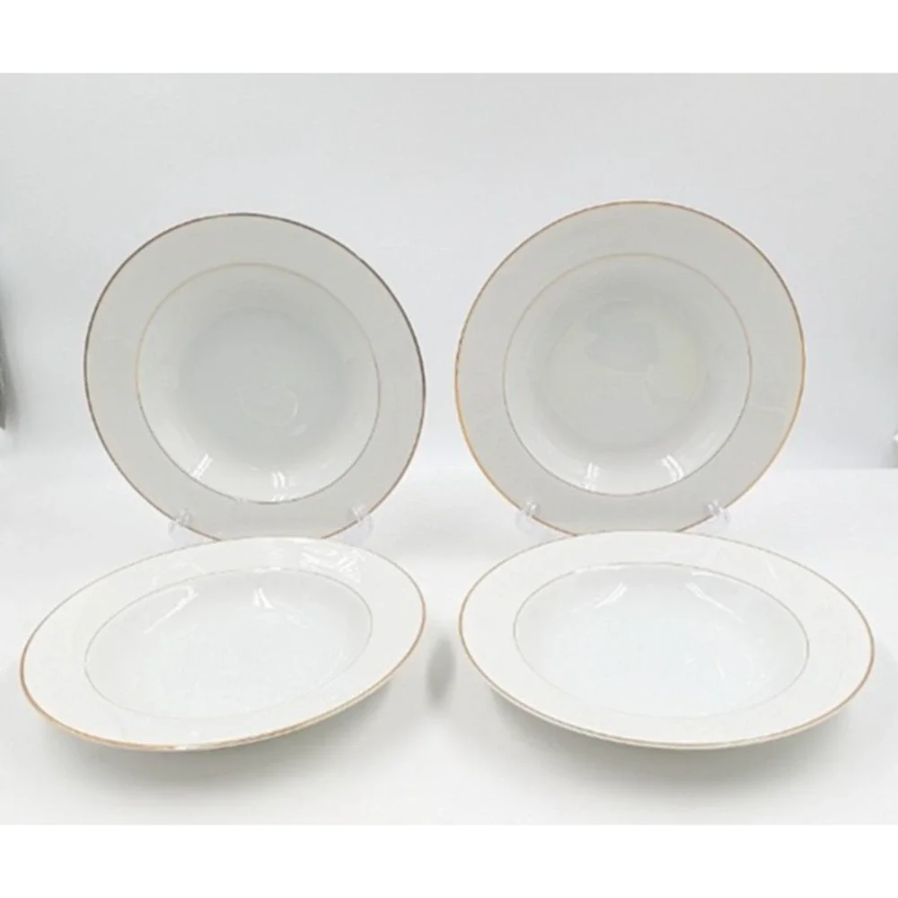 Four Crown Mayfair 381 Rim Soup Bowls Set of 4 Gold Trim Japan 8 1/2